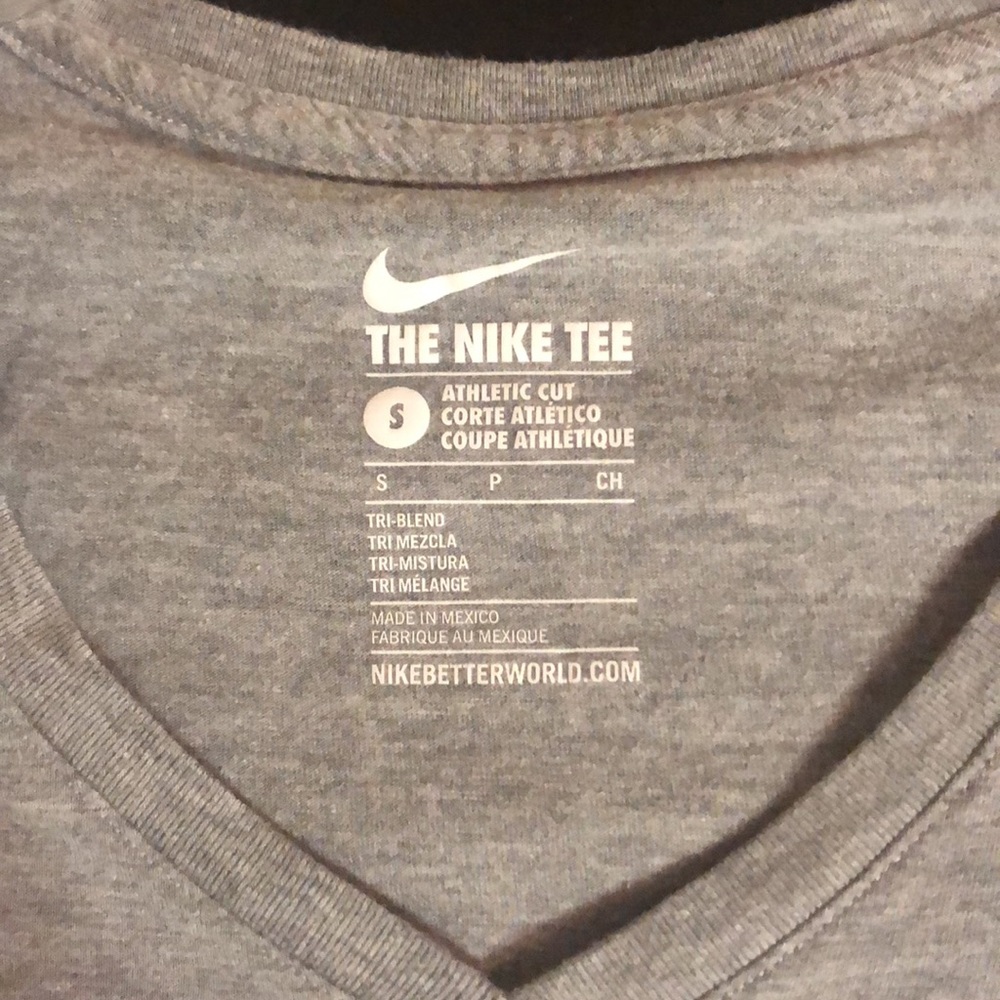 🖤💛 NWOT! Nike Pittsburgh Steelers V-neck size small - Picture 7 of 14